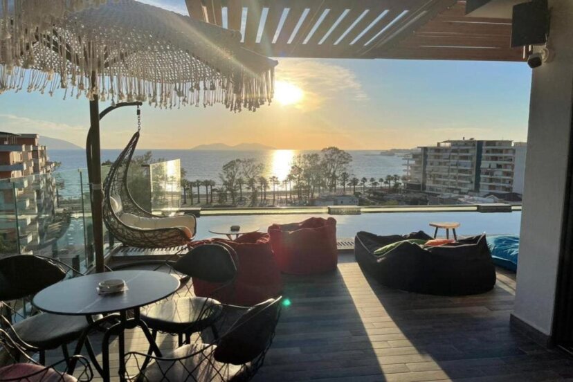 Itt ki lehet kapcsolni - pazar ltvny a Jn-tengerre a vlorai Ames hotelbl