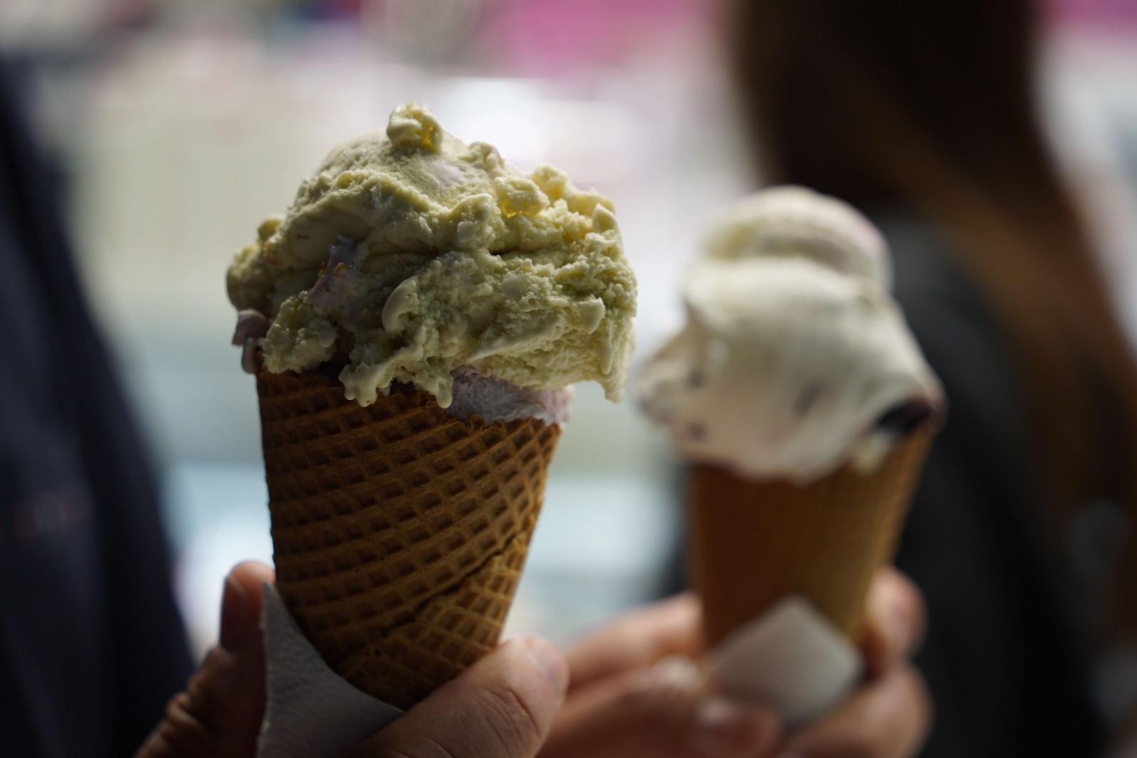 Albánia árak - 2025 őszén Vlorában 1 euróba került egy gombóc olasz fagyi