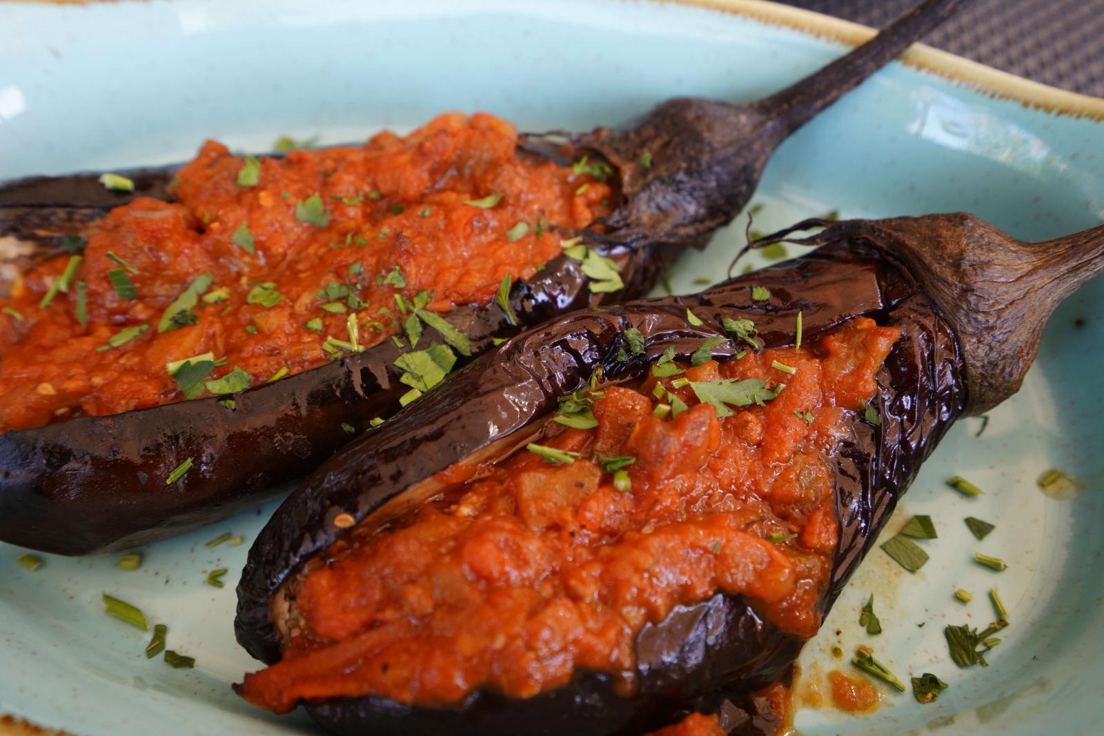 Albánia árak 2025/2026 - sült padlizsán egy vlorai étteremben 2025 szeptemberében 7 euróért